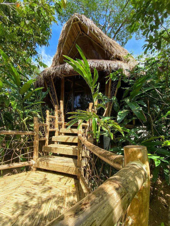 Inigtan Lio Bamboo Cottages El Nido Exterior photo